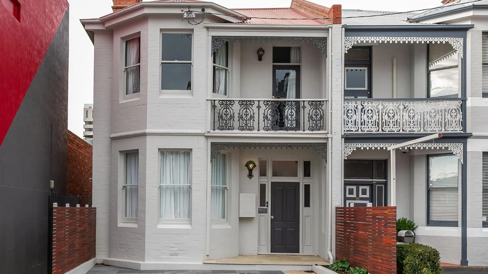 Celestial Suite Free Parking Hobart Australia